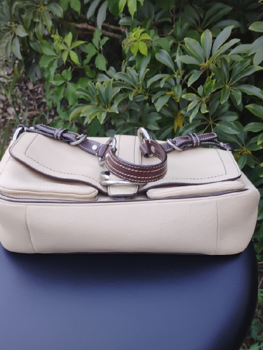 Coach Chelsea F10893 In Beige Pebbled Leather 2010 Bag In Great Condition - Picture 6 of 10